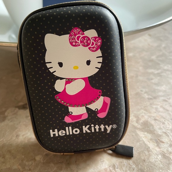 Hello Kitty Accessories - Hello Kitty Multipurpose Zippered Case